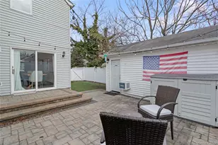 6 Charles Pl, Bayville, NY 11709 - Photo 14