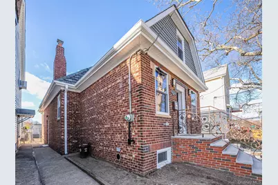 77-10 162nd Street, Flushing, NY 11366 - Photo 28