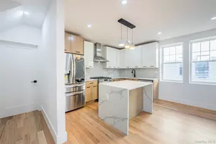 77-10 162nd St, Flushing, NY 11366 - Photo 30