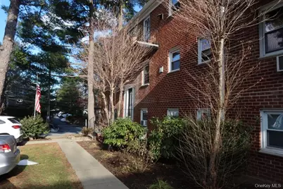 28 Barker Street #C-2, Mount Kisco, NY 10549 - Photo 4