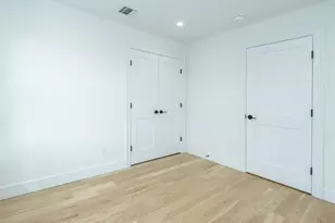 35 B Dunwood Rd, Port Washington, NY 11050 - Photo 20