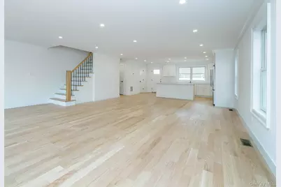 35B Dunwood Road, Port Washington, NY 11050 - Photo 6