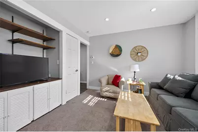 2934 Dahlia Avenue, Baldwin, NY 11510 - Photo 16