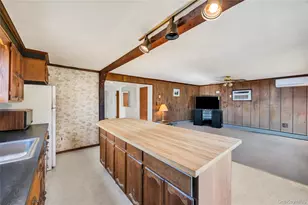 960 Linden Ave, Westbury, NY 11590 - Photo 28