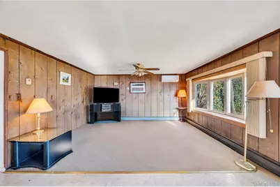 960 Linden Avenue, Westbury, NY 11590 - Photo 26