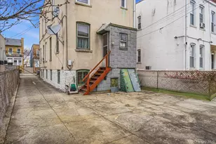 60-34 Linden St, Ridgewood, NY 11385 - Photo 22