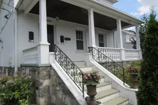 7 Meadow Ln, Pleasantville, NY 10570 - Photo 2