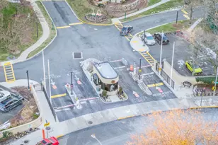 1 Bay Club Dr, Bayside, NY 11360 - Photo 34