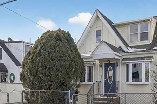 40 McLaughlin St, New York, NY 10305 - Photo 2