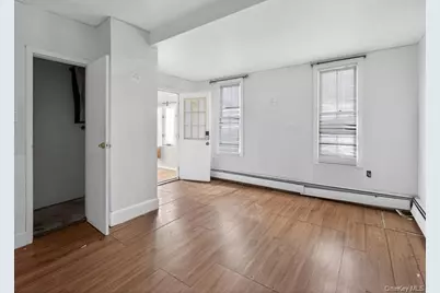 40 McLaughlin Street, New York, NY 10305 - Photo 16