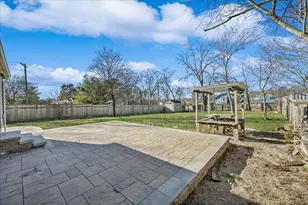 94 Chapel Ave, Patchogue, NY 11772 - Photo 20