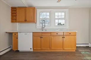 94 Chapel Ave, Patchogue, NY 11772 - Photo 10