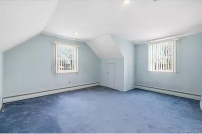 13 Jean Road, West Islip, NY 11795 - Photo 18