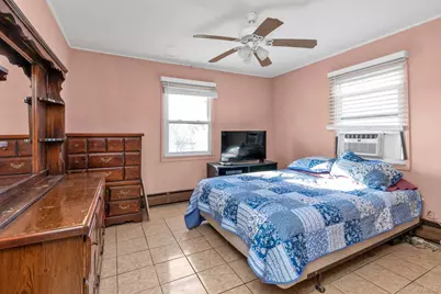 8 Straight Lane, Levittown, NY 11756 - Photo 8