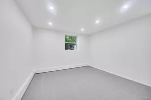 26 Ravine Rd, Great Neck, NY 11023 - Photo 24