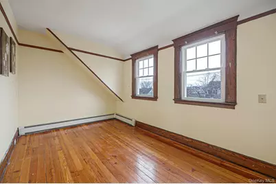 215 West Avenue, Patchogue, NY 11772 - Photo 26