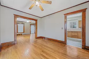 215 West Ave, Patchogue, NY 11772 - Photo 18