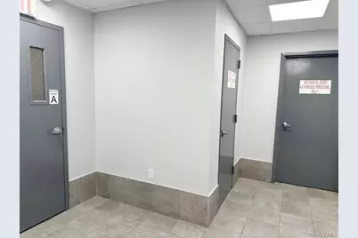 25-34 Steinway Street, Long Island City, NY 11103 - Photo 12