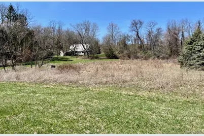 819 Van Wagner Road, Poughkeepsie, NY 12601 - Photo 4