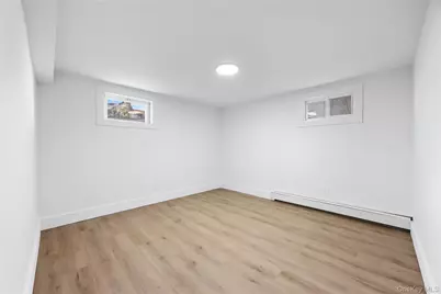 119 E Pennywood Avenue, Roosevelt, NY 11575 - Photo 14