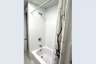 39 Chapman Place #2, Bay Shore, NY 11706 - Photo 10