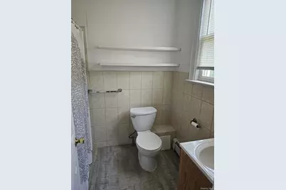 556 Broadway #4, Carle Place, NY 11514 - Photo 6