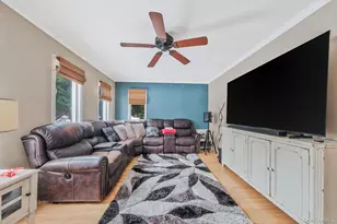 38 Camille Ln, Patchogue, NY 11772 - Photo 14