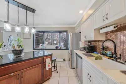 38 Camille Lane, Patchogue, NY 11772 - Photo 10