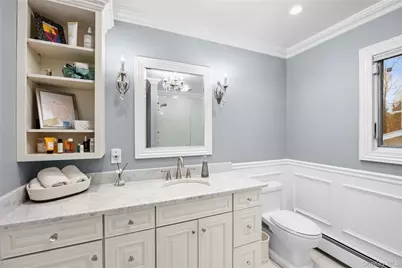 2686 Frances Street, Bellmore, NY 11710 - Photo 24