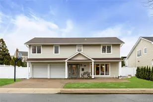 2686 Frances St, Bellmore, NY 11710 - Photo 34