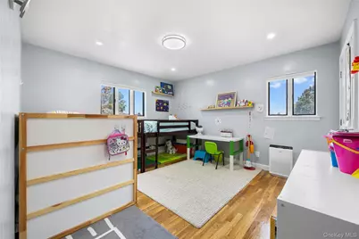 2 York Avenue, Bethpage, NY 11714 - Photo 10