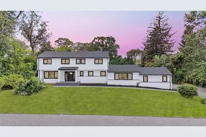 14 Lakeville Drive, East Hills, NY 11576 - Photo 1