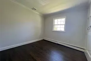 1 Cliftwood Dr, Huntington, NY 11743 - Photo 12