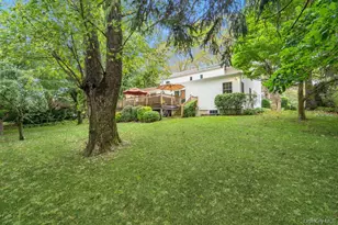 12 Chester Dr, Great Neck, NY 11021 - Photo 26