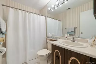 22 S Gate Circle, Massapequa Park, NY 11762 - Photo 20