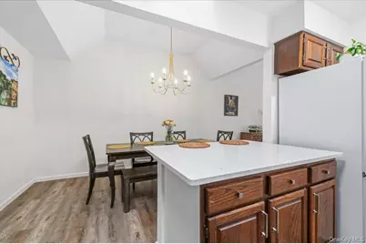 22 So. Gate Circle, Massapequa Park, NY 11762 - Photo 10