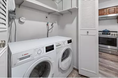 22 So. Gate Circle, Massapequa Park, NY 11762 - Photo 22