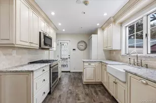 212 Manhattan Ave, Tuckahoe, NY 10707 - Photo 16