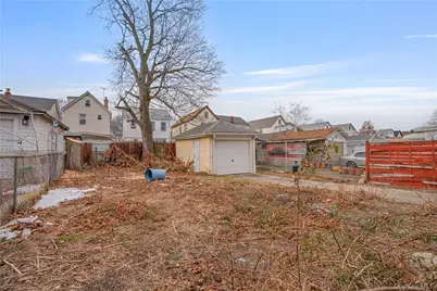 9020 205th Street, Hollis, NY 11423 - Photo 10