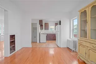 90-20 205th St, Hollis, NY 11423 - Photo 14