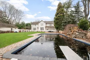 21 Astor Ave, Saint James, NY 11780 - Photo 36