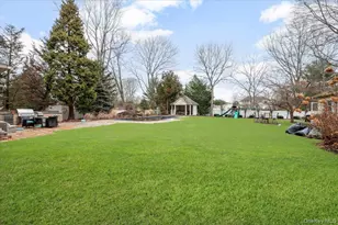 21 Astor Ave, Saint James, NY 11780 - Photo 36