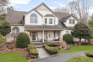 21 Astor Ave, Saint James, NY 11780 - Photo 2