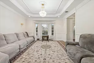 21 Astor Ave, Saint James, NY 11780 - Photo 4