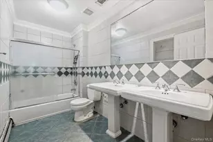 21 Astor Ave, Saint James, NY 11780 - Photo 28