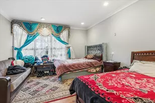 21 Astor Ave, Saint James, NY 11780 - Photo 16