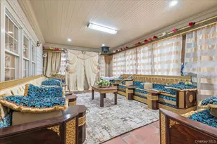 21 Astor Ave, Saint James, NY 11780 - Photo 14