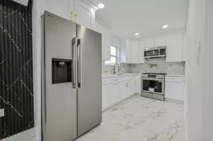 44 Catherine Ave, Franklin Square, NY 11010 - Photo 8