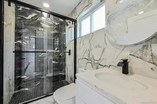 44 Catherine Ave, Franklin Square, NY 11010 - Photo 10