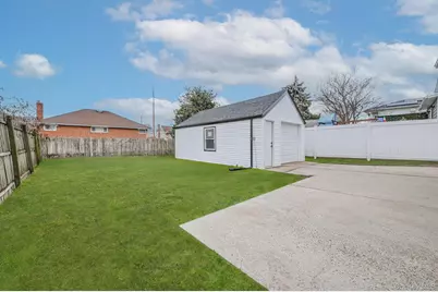 44 Catherine Avenue, Franklin Square, NY 11010 - Photo 4